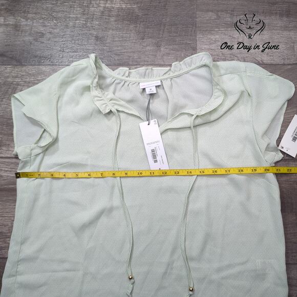 Worthington Short Sleeve Ruffle Top Size M - Picture 3 of 5